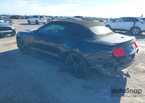 2021 Ford Mustang Ecoboost Premium z USA, uszkodzony, nr VIN 1FATP8UH4M5153146